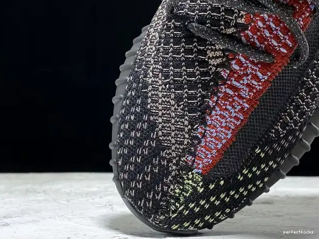 350 Boost V2 Yecheil Yeezy 